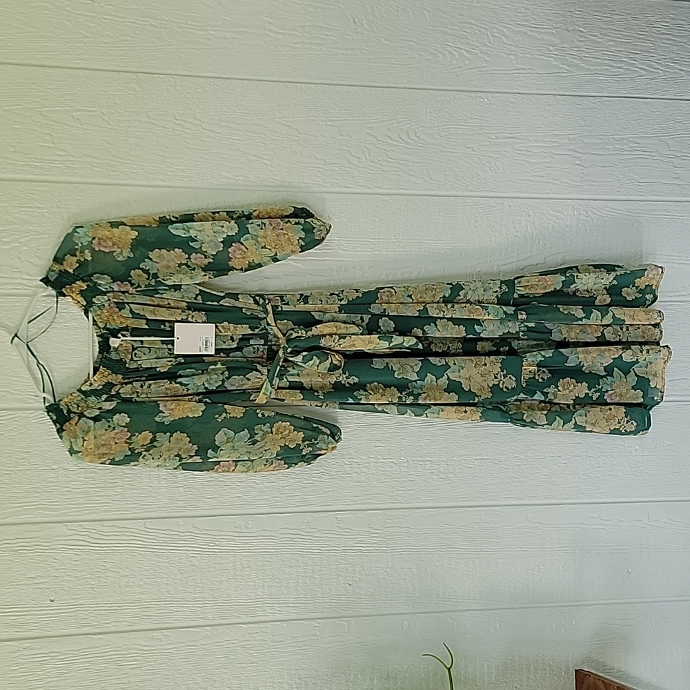 LC Lauren Conrad Foral Dress